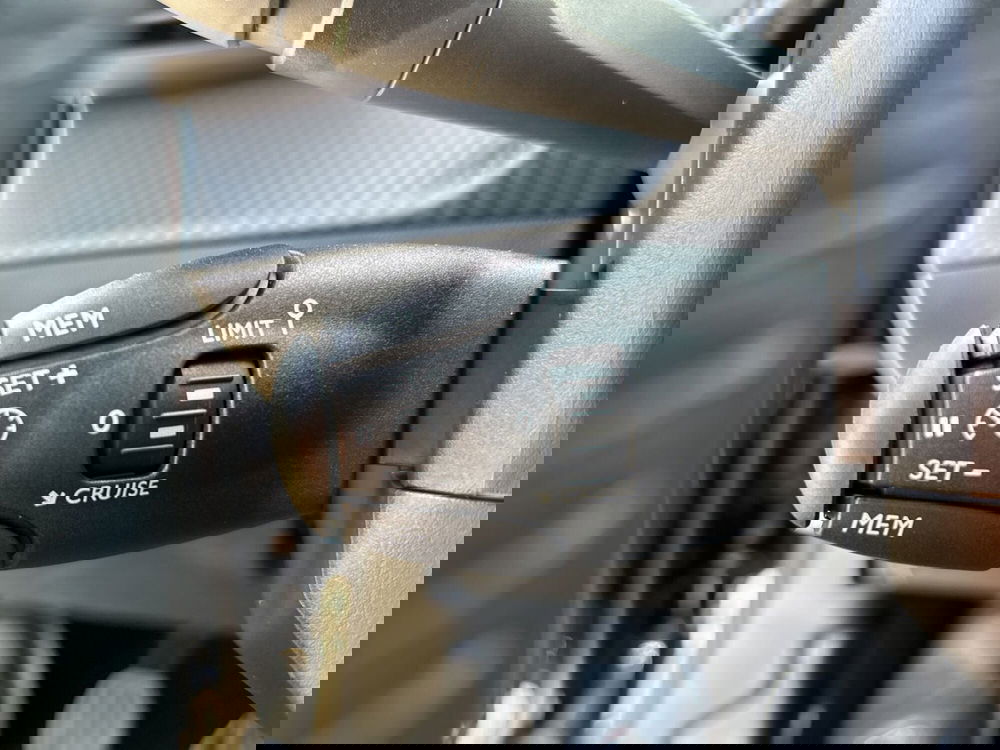 Peugeot 2008 nuova a Roma (14)