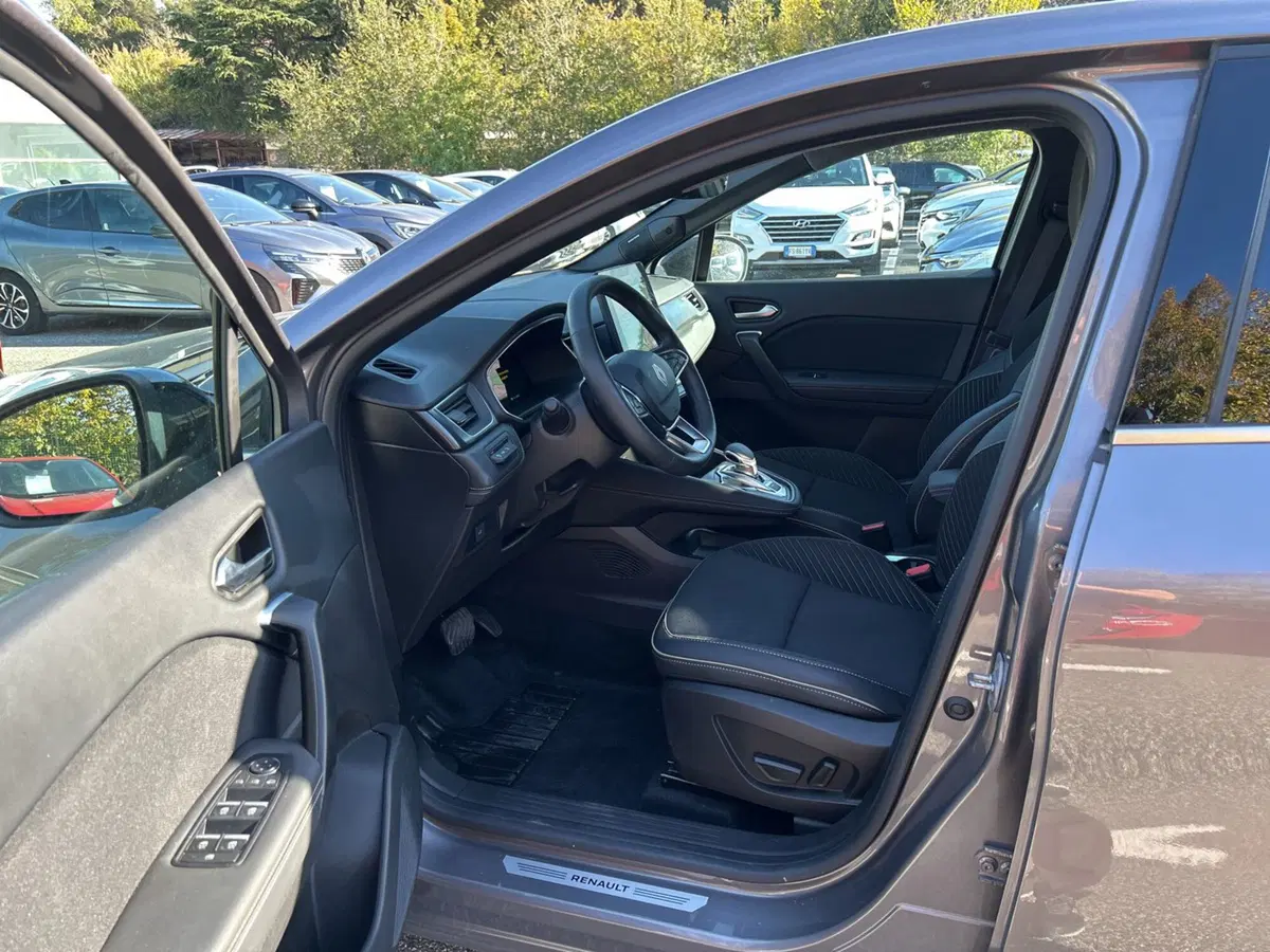 Renault Symbioz usata a Roma (14)