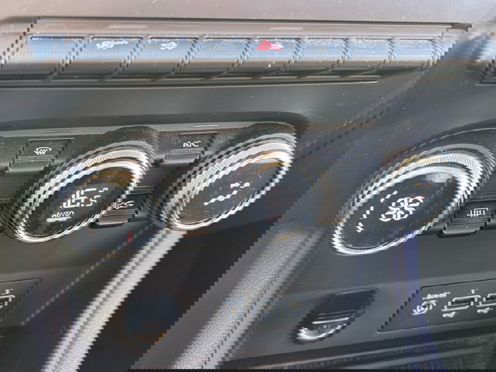 Renault Captur usata a Latina (18)