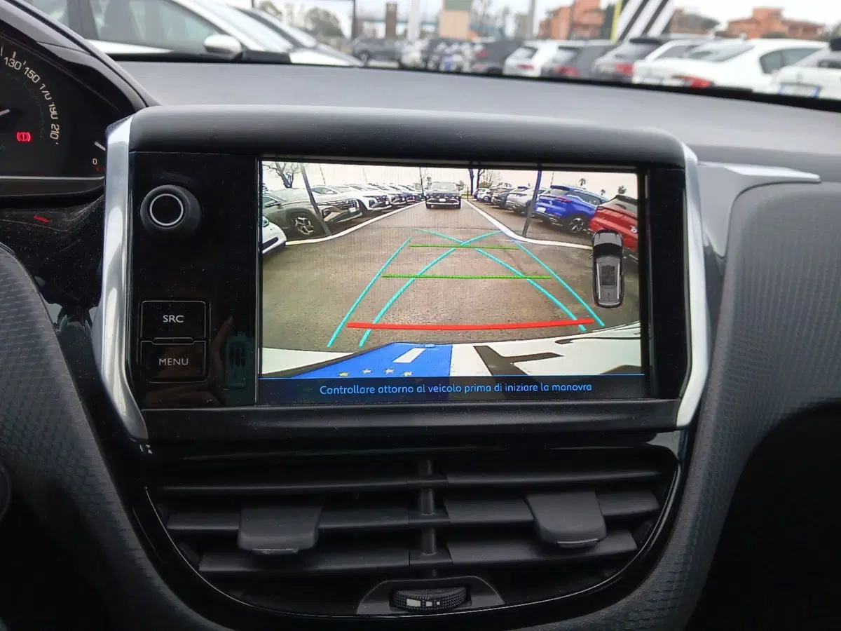 Peugeot 2008 usata a Latina (15)