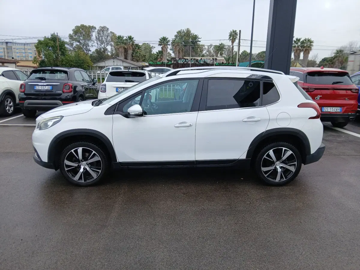 Peugeot 2008 usata a Latina (7)