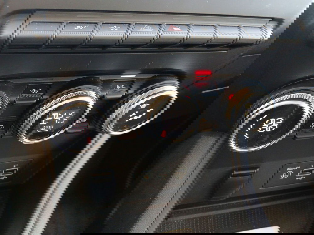 Renault Captur usata a Latina (16)