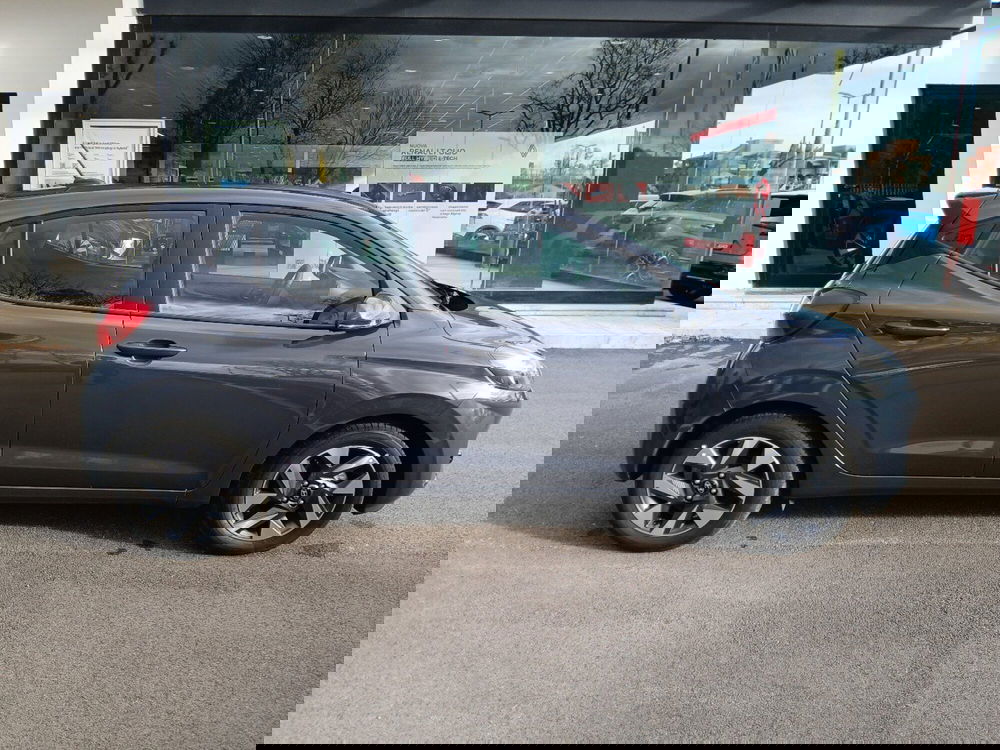 Hyundai i10 nuova a Latina (8)