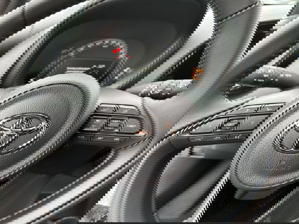 Toyota Aygo X nuova a Roma (14)