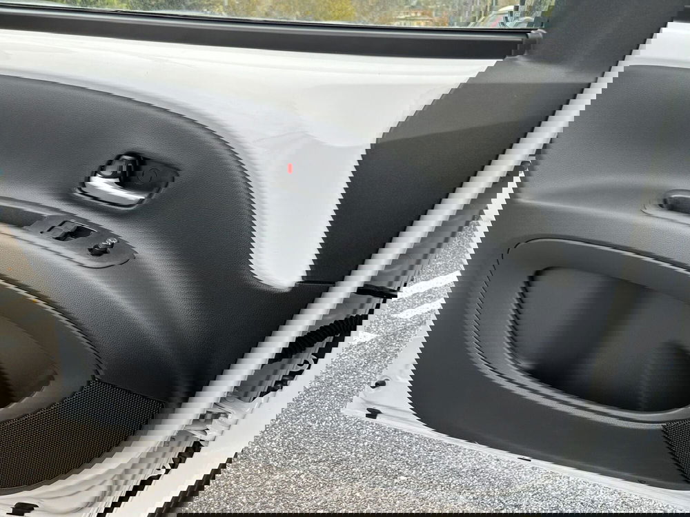 Toyota Aygo X nuova a Roma (20)