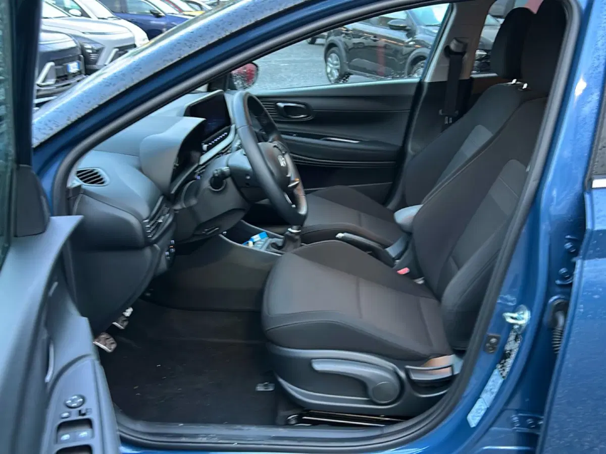 Hyundai Bayon usata a Roma (13)