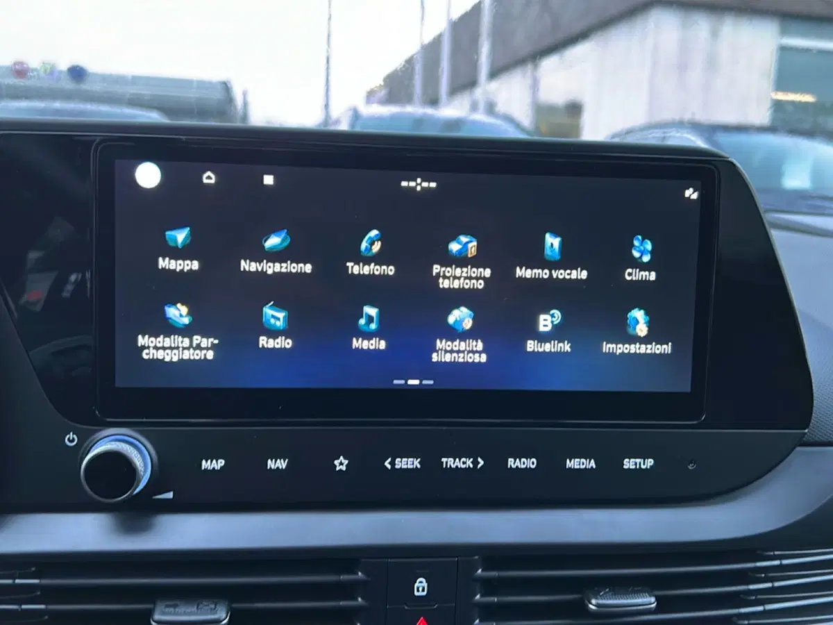 Hyundai Bayon usata a Roma (17)