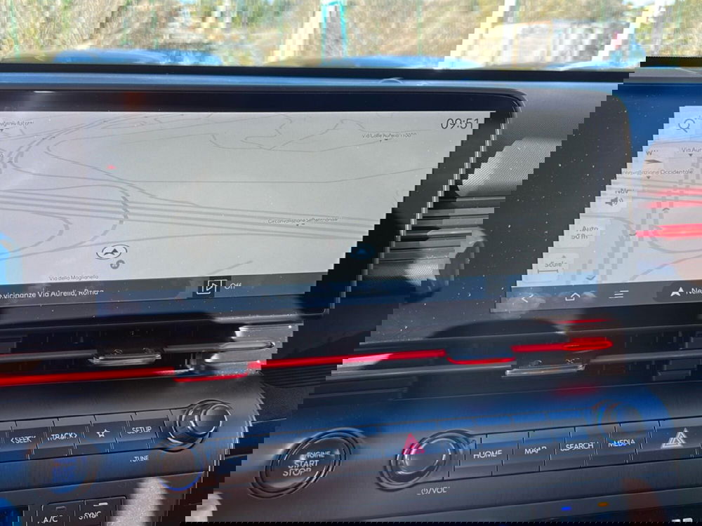 Hyundai Kona usata a Roma (17)