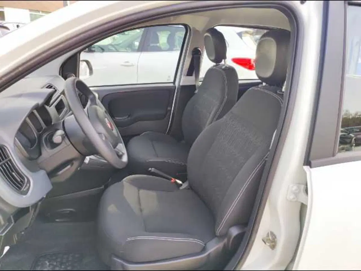 Fiat Panda Cross nuova a Roma (11)