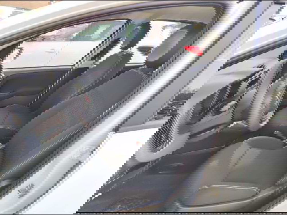 Fiat Panda Cross nuova a Roma (11)