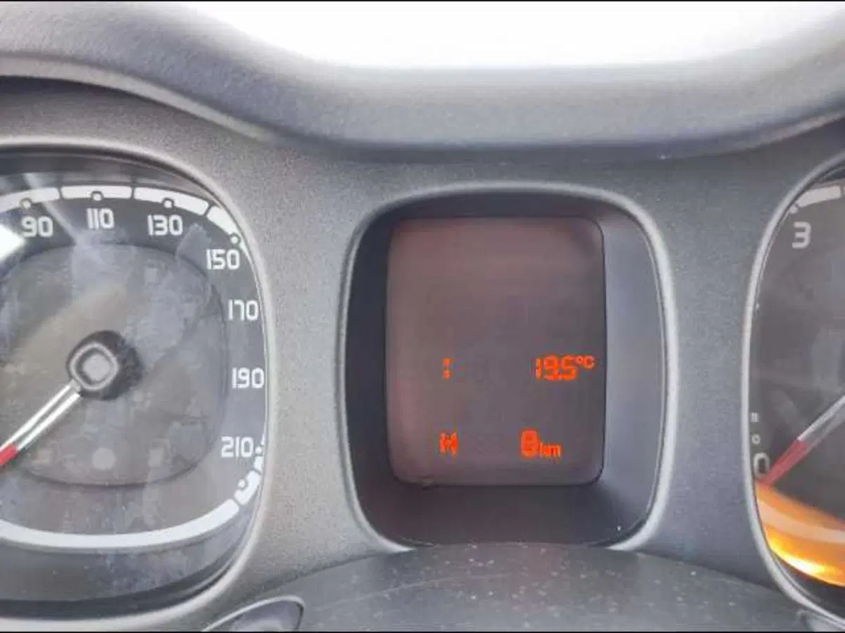 Fiat Panda Cross nuova a Roma (12)