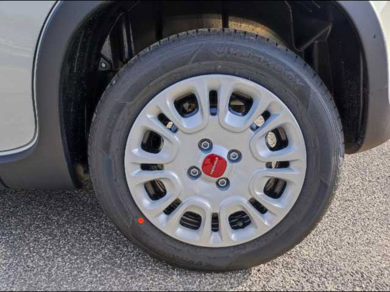 Fiat Panda Cross nuova a Roma (16)