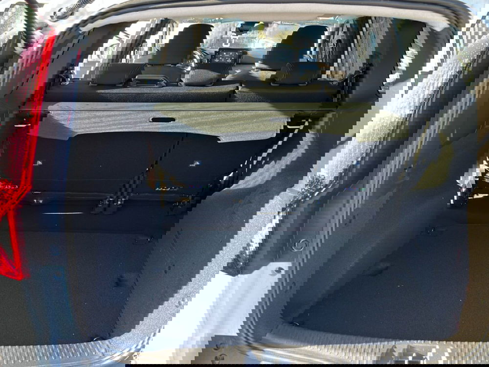 Dacia Jogger usata a Roma (10)