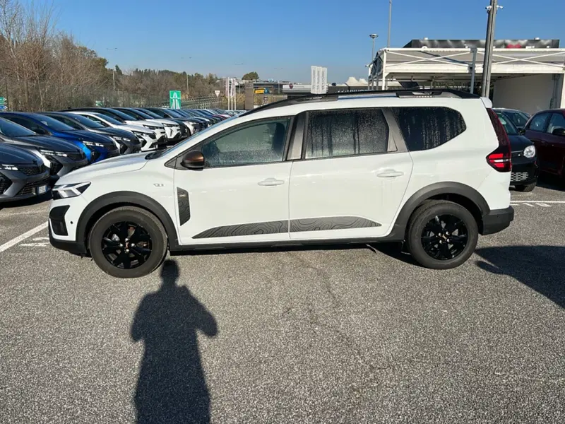 Dacia Jogger usata a Roma (8)