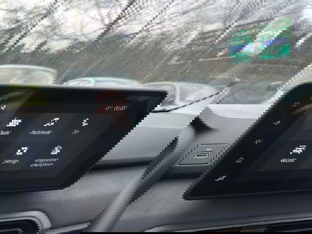 Dacia Jogger usata a Roma (16)