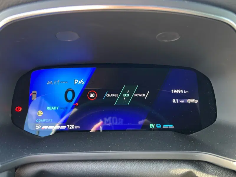 Renault Symbioz usata a Roma (16)