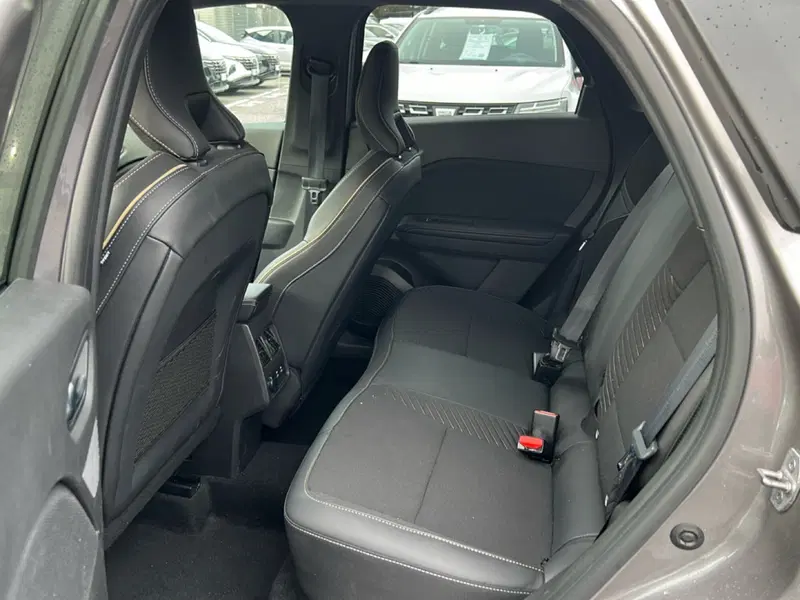 Renault Symbioz usata a Roma (12)