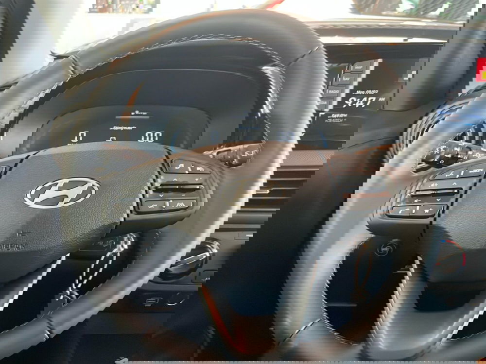 Hyundai i10 nuova a Roma (14)