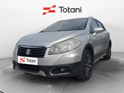 Suzuki S-Cross 1.6 DDiS 4WD All Grip Plus del 2015 usata a L'Aquila