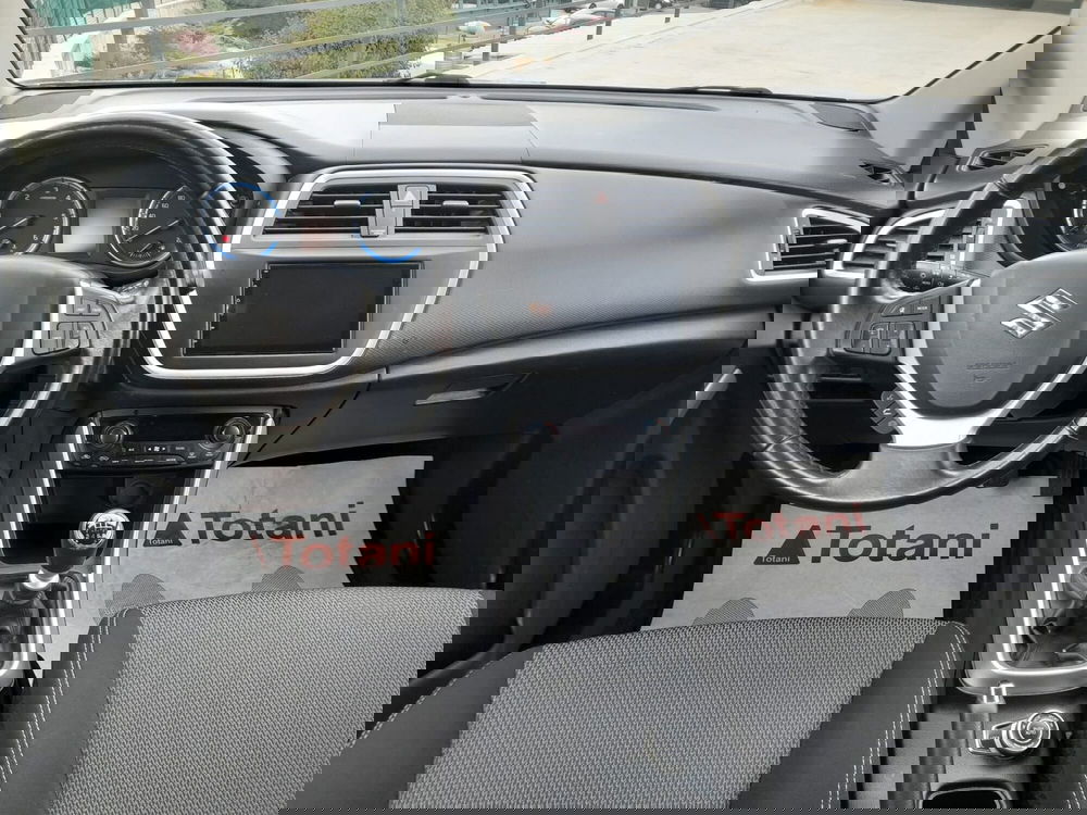 Suzuki S-Cross usata a L'Aquila (8)