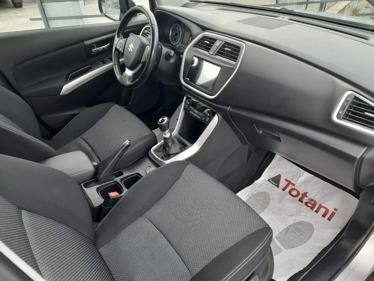 Suzuki S-Cross usata a L'Aquila (9)