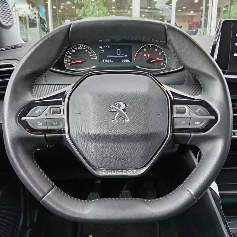 Peugeot 2008 usata a L'Aquila (8)