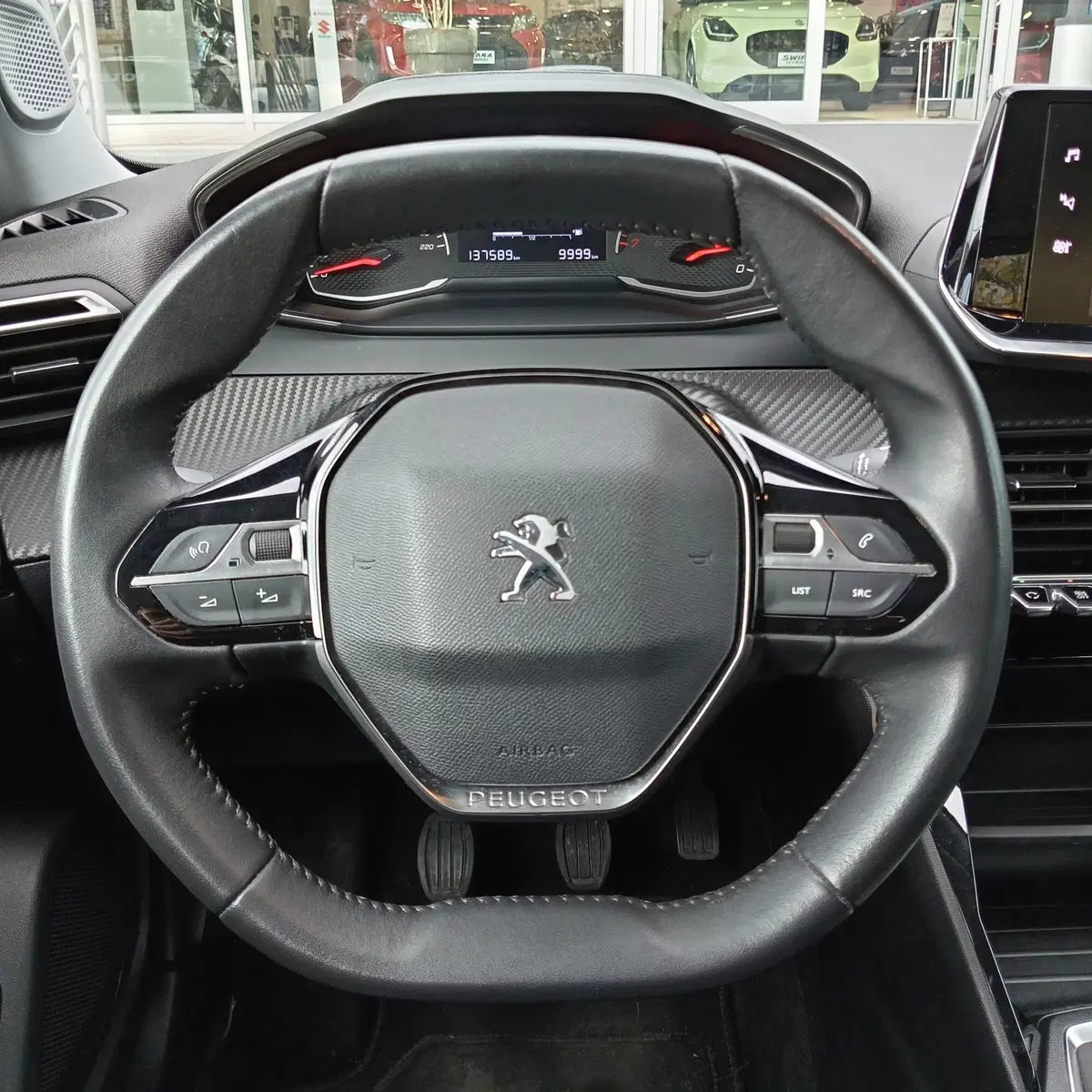 Peugeot 2008 usata a L'Aquila (9)