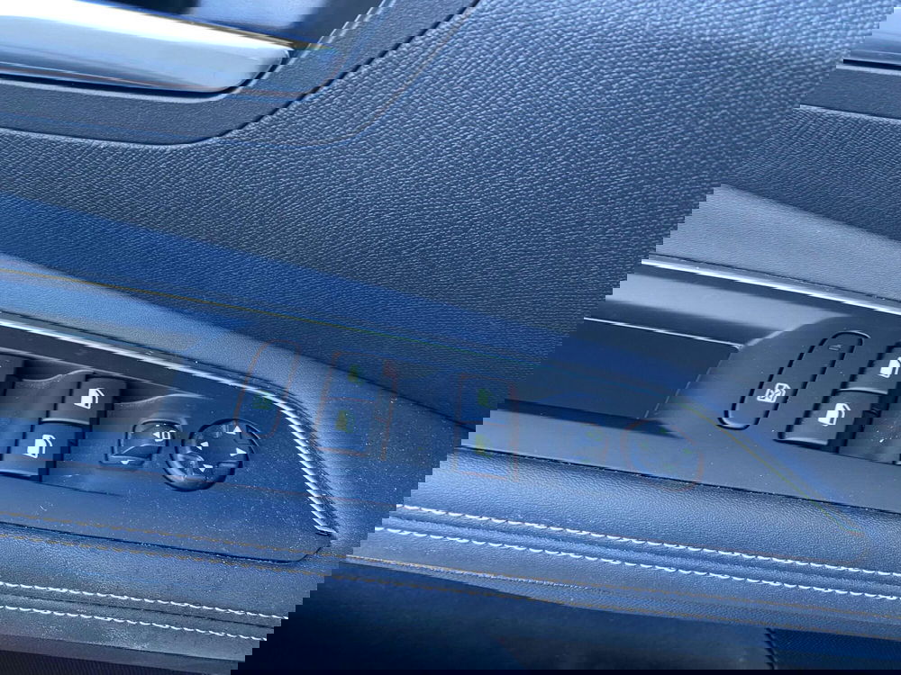 Peugeot 3008 usata a Milano (19)