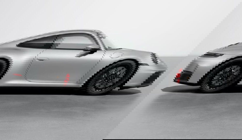 Porsche 911 Coupé nuova a Firenze (6)