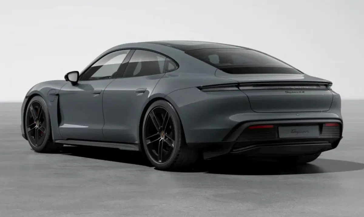 Porsche Taycan nuova a Firenze (3)