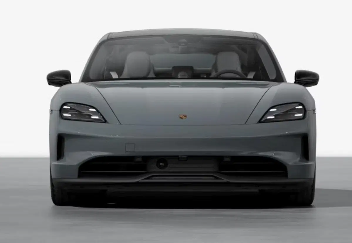 Porsche Taycan nuova a Firenze (8)