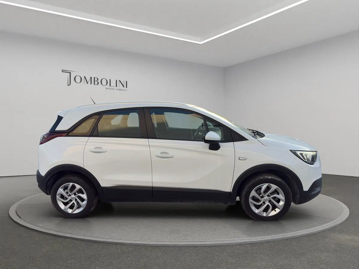 Opel Crossland X usata a Macerata (8)