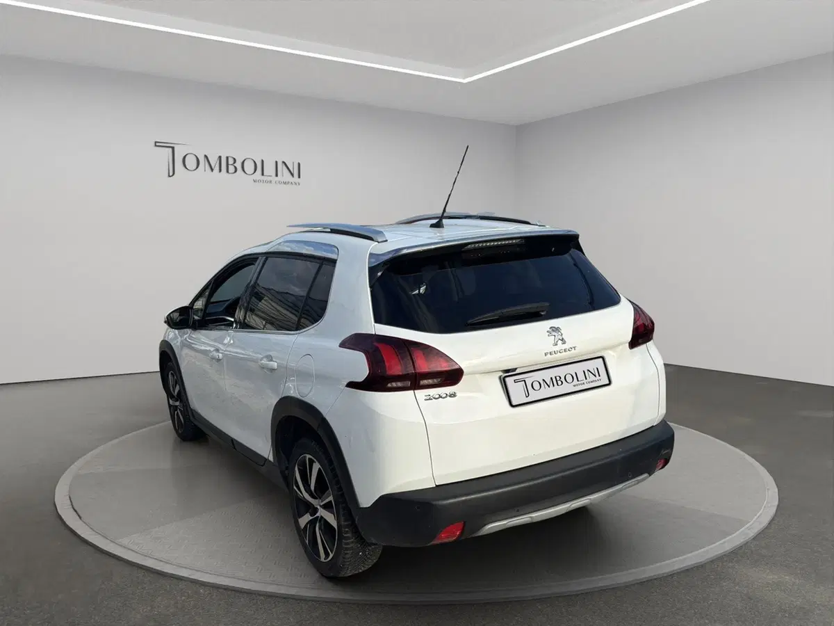 Peugeot 2008 usata a Macerata (5)