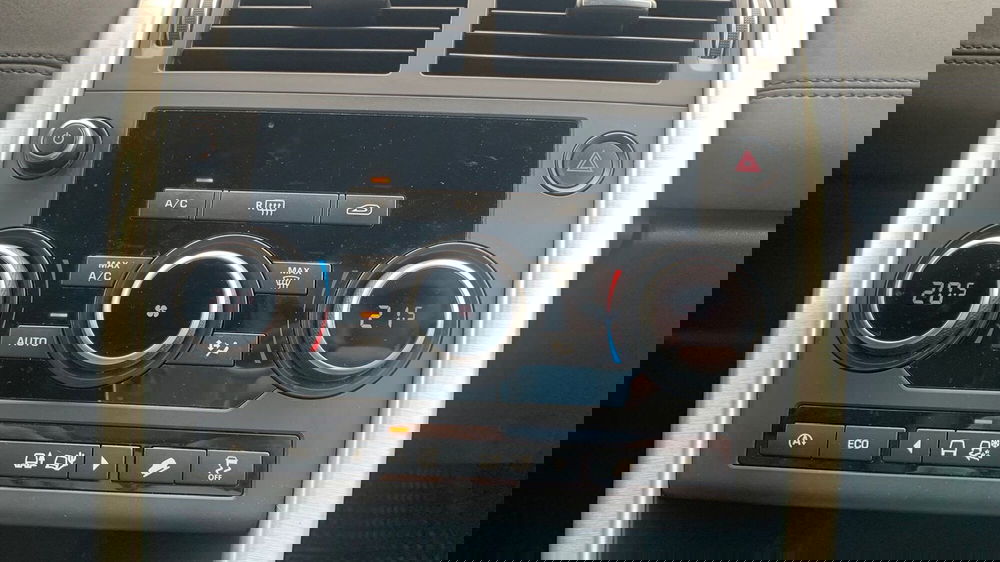 Land Rover Discovery Sport usata a Padova (14)