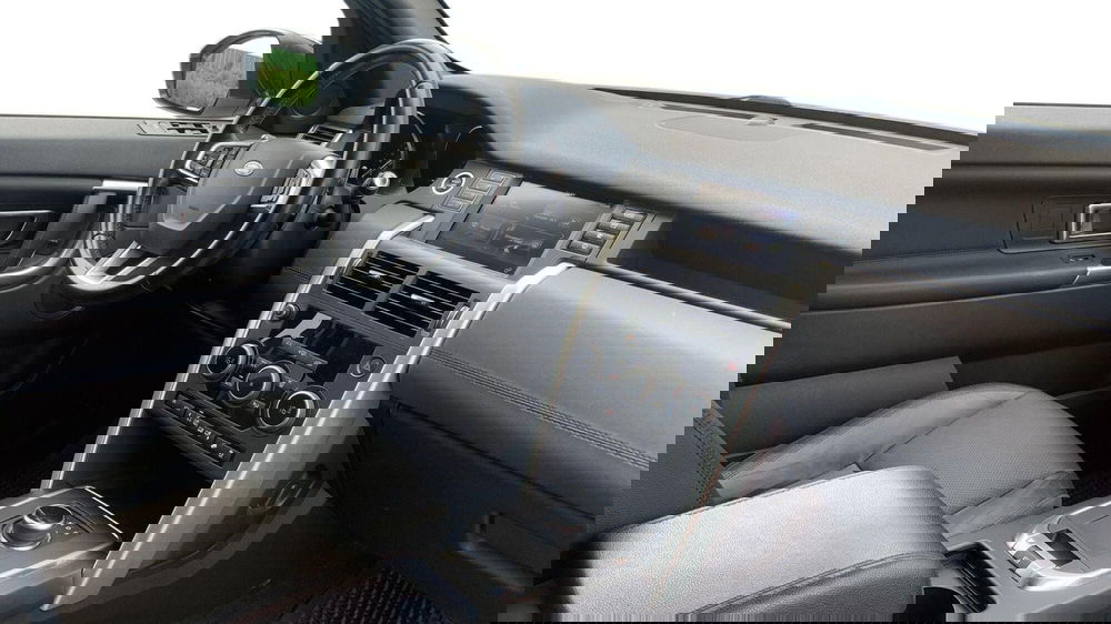 Land Rover Discovery Sport usata a Padova (7)