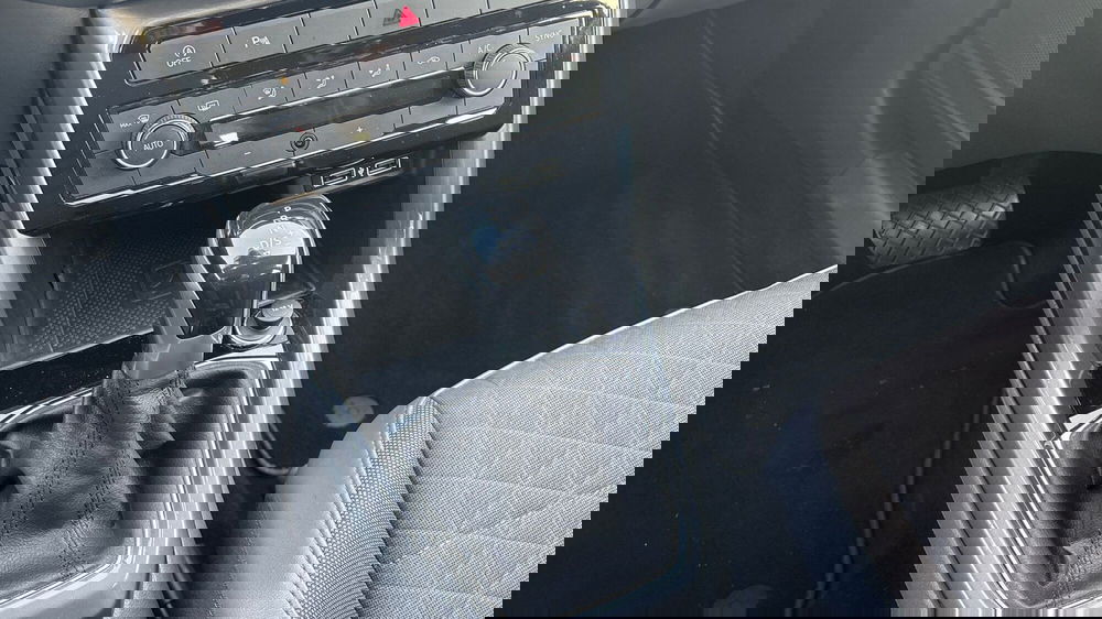 Volkswagen T-Cross usata a Padova (15)