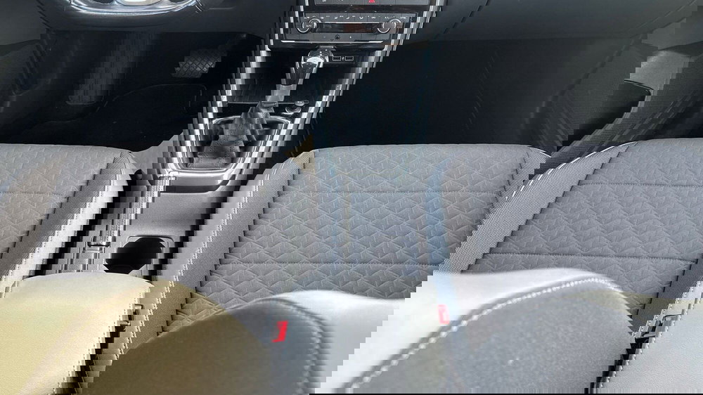 Volkswagen T-Cross usata a Padova (18)