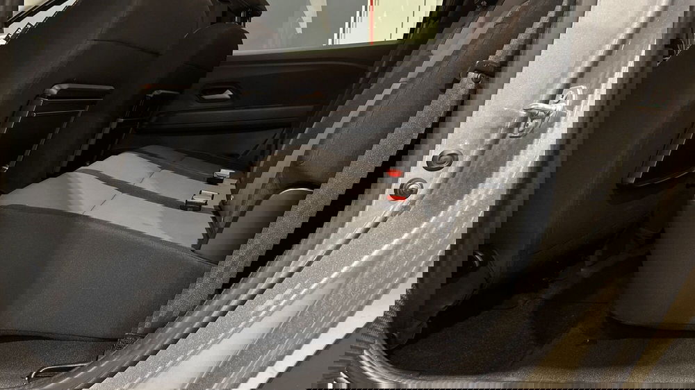 Dacia Jogger usata a Padova (10)