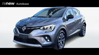 Renault Captur Plug-in Hybrid E-Tech 160 CV Intens del 2021 usata a Albignasego