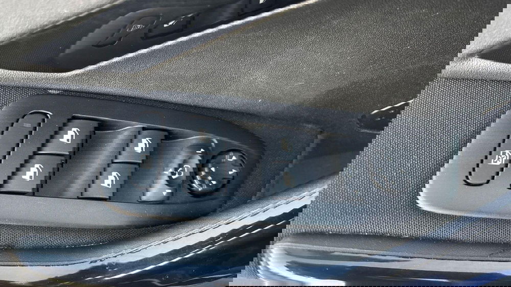 Peugeot 2008 usata a Padova (17)