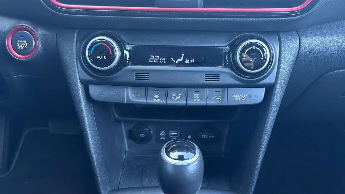 Hyundai Kona usata a Padova (14)