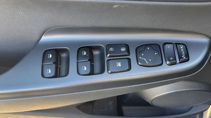 Hyundai Kona usata a Padova (16)
