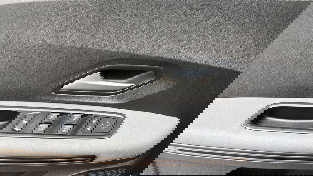 Dacia Jogger usata a Padova (15)