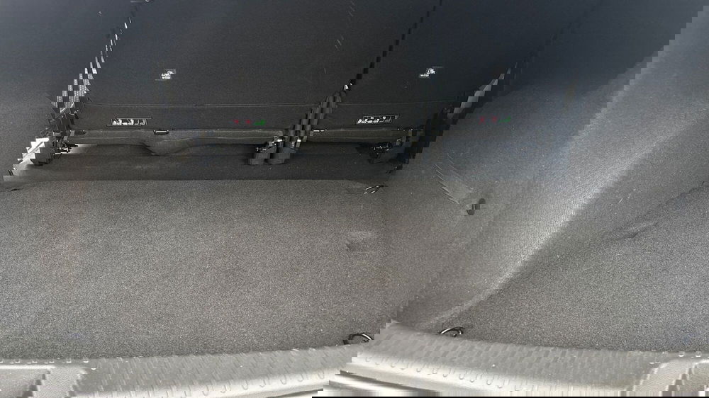 Dacia Jogger usata a Padova (19)