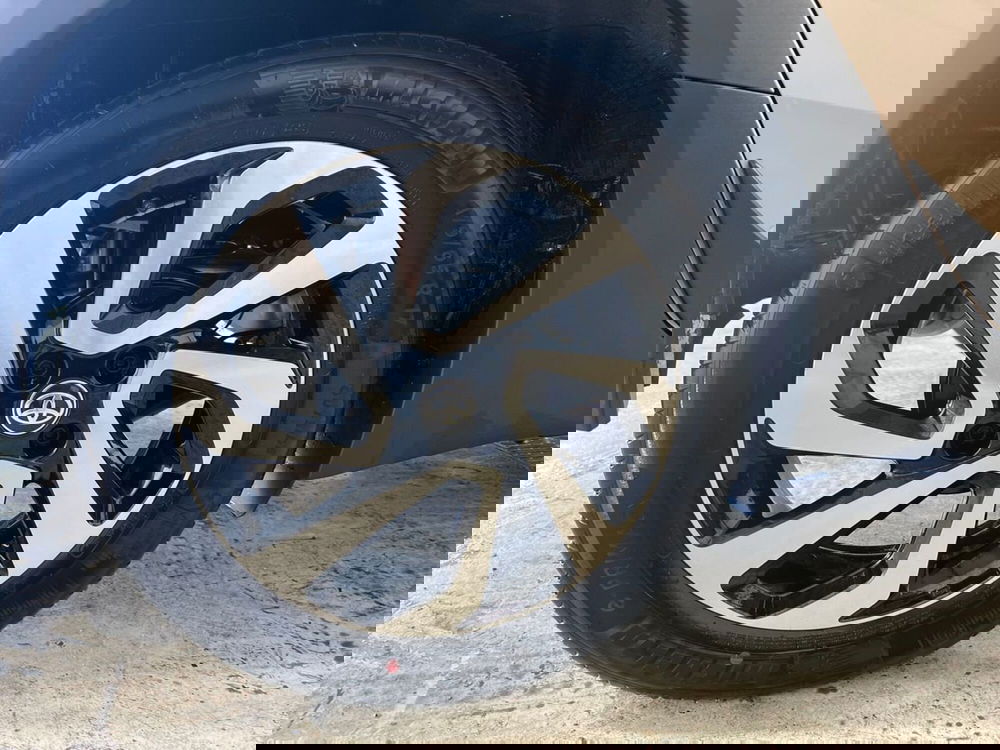 Toyota Aygo X nuova a Roma (16)