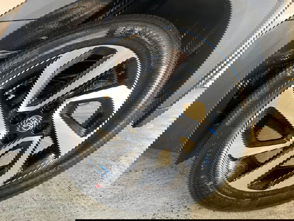 Toyota Aygo X nuova a Roma (17)