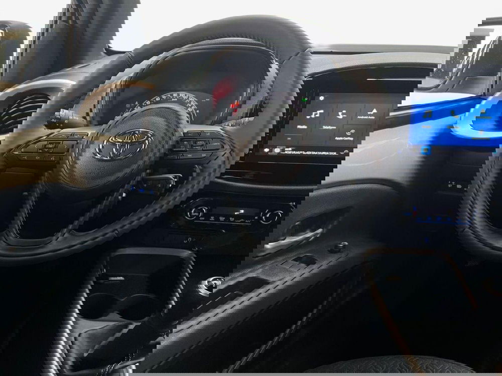 Toyota Aygo X nuova a Roma (7)