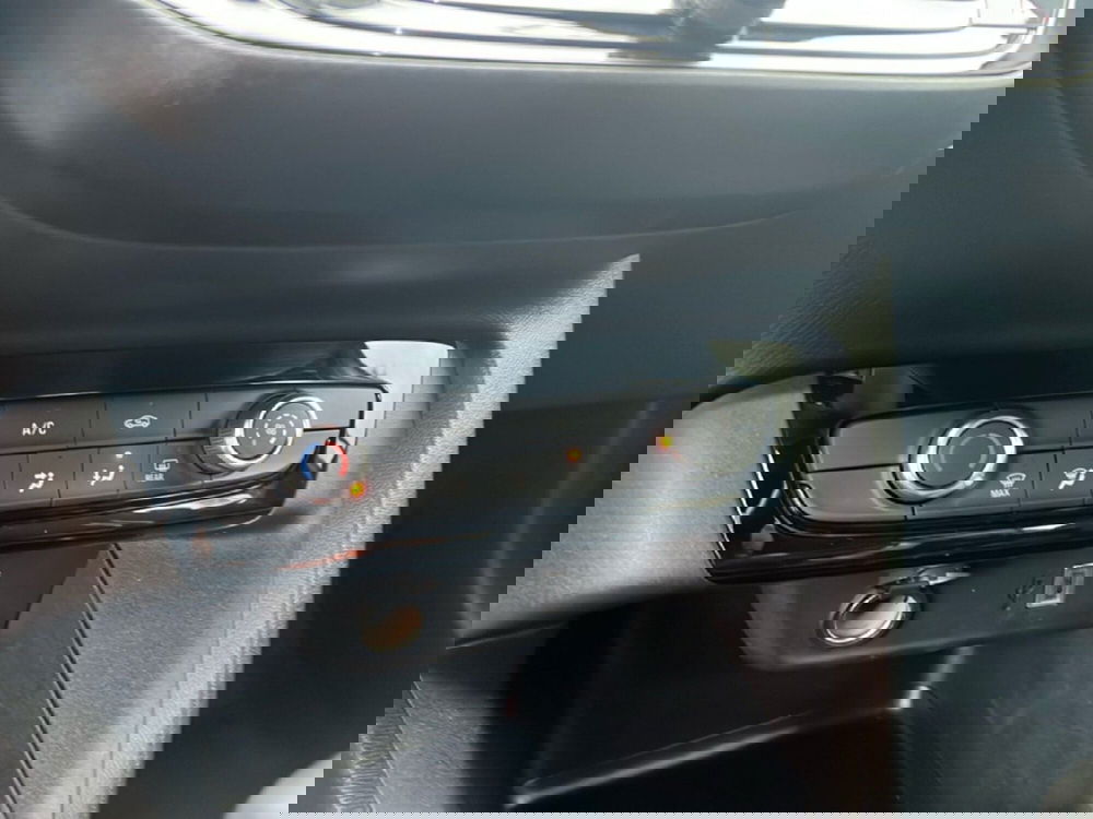 Opel Corsa usata a Roma (16)