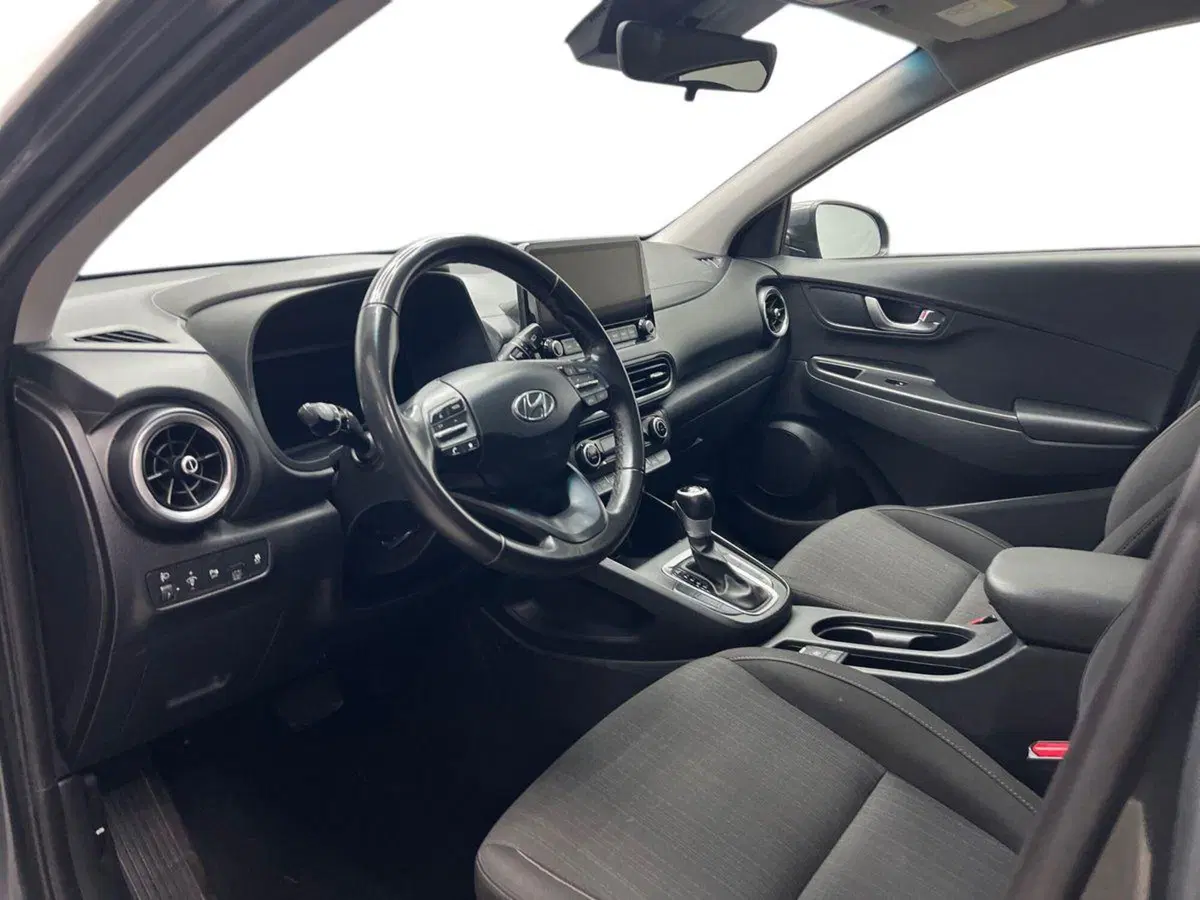Hyundai Kona usata a Roma (9)