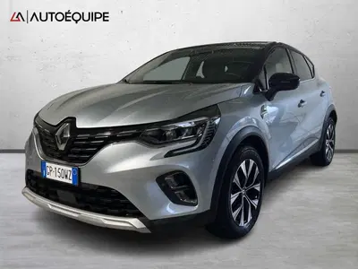 Renault Captur Plug-in Hybrid E-Tech 160 CV Engineered del 2023 usata a Roma